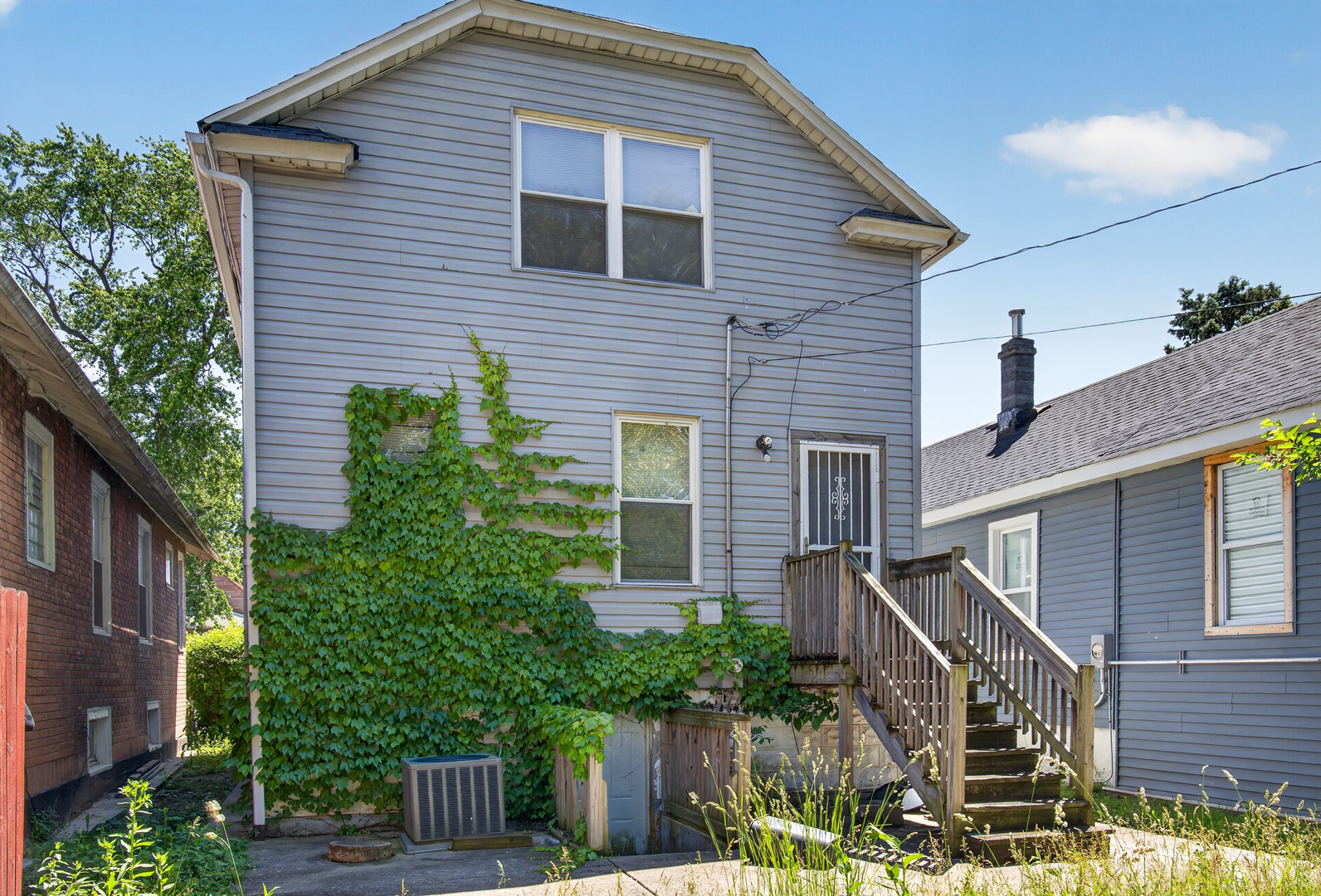 1018 W 104th Place Property Photo 10