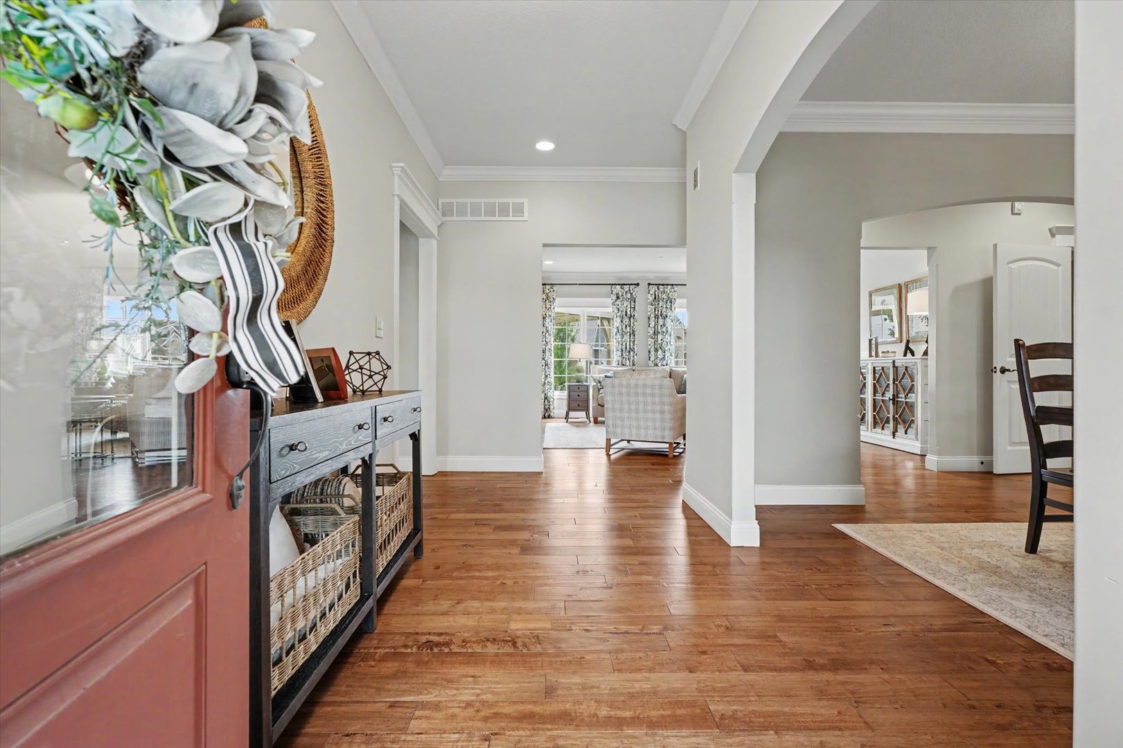 1301 English Oak Drive Property Photo 4