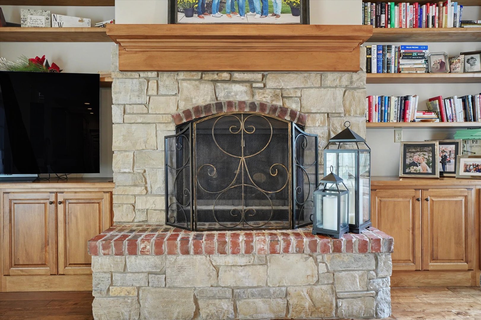 1301 English Oak Drive Property Photo 11
