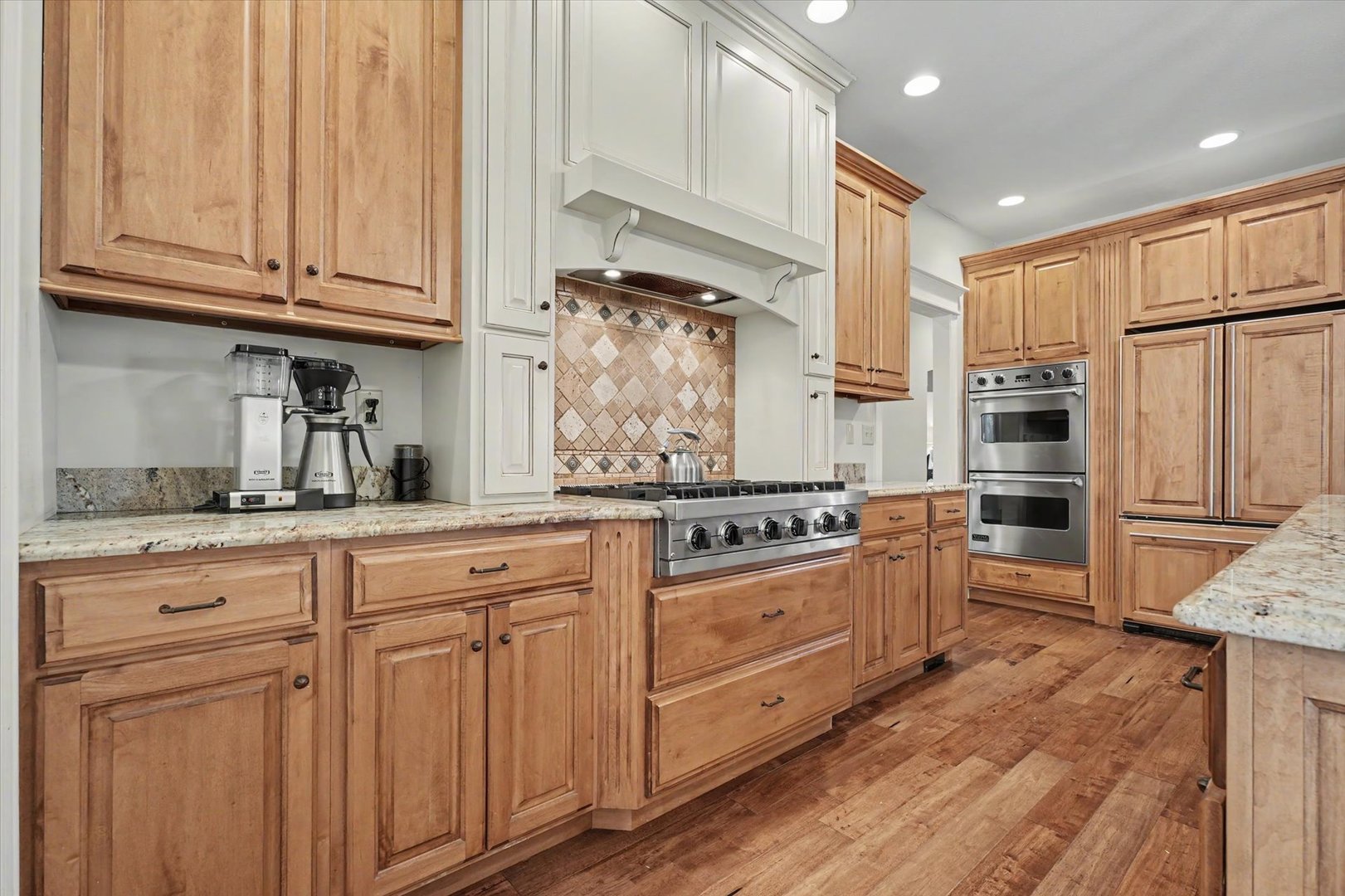 1301 English Oak Drive Property Photo 14