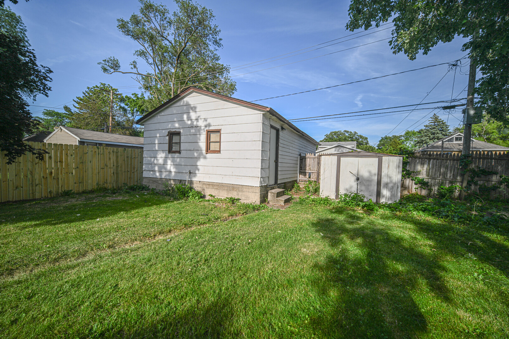 682 S Osborn Avenue Property Photo 13