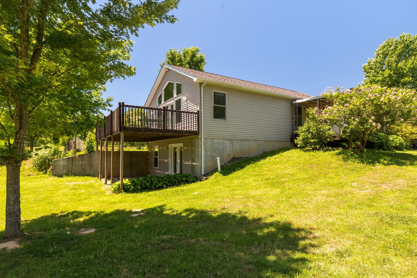 450 Clark School Road Property Photo 3