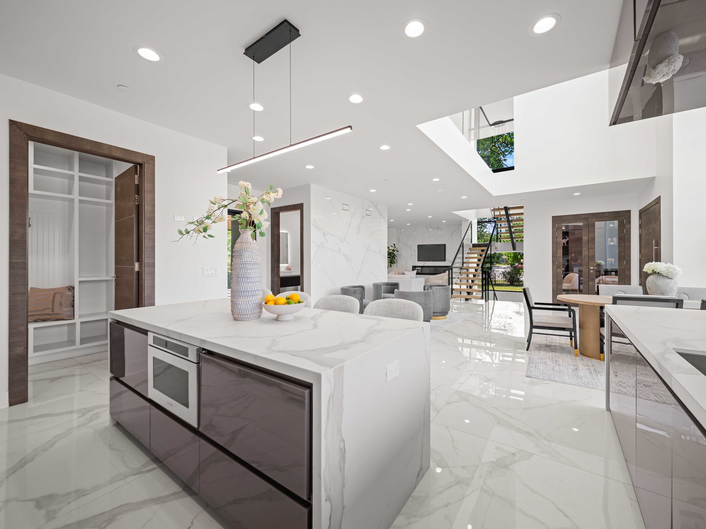 2010 Lavigne Lane Property Photo 12
