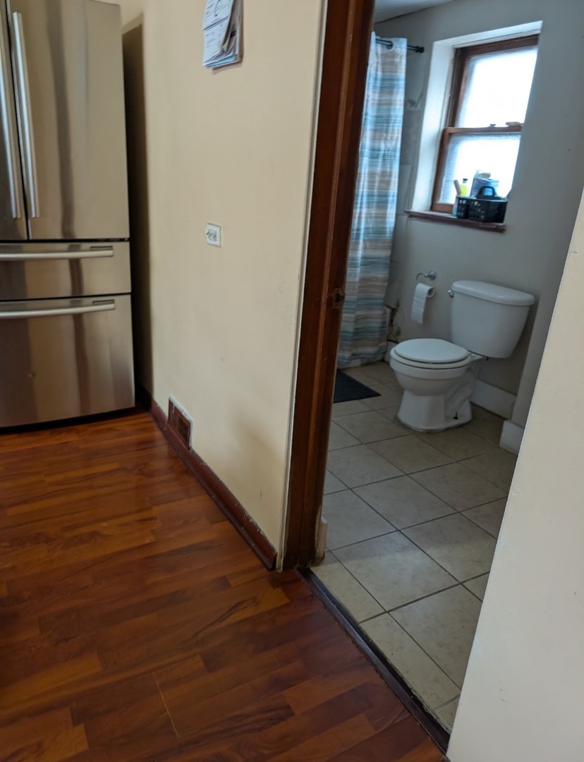2054 York Street Property Photo 6