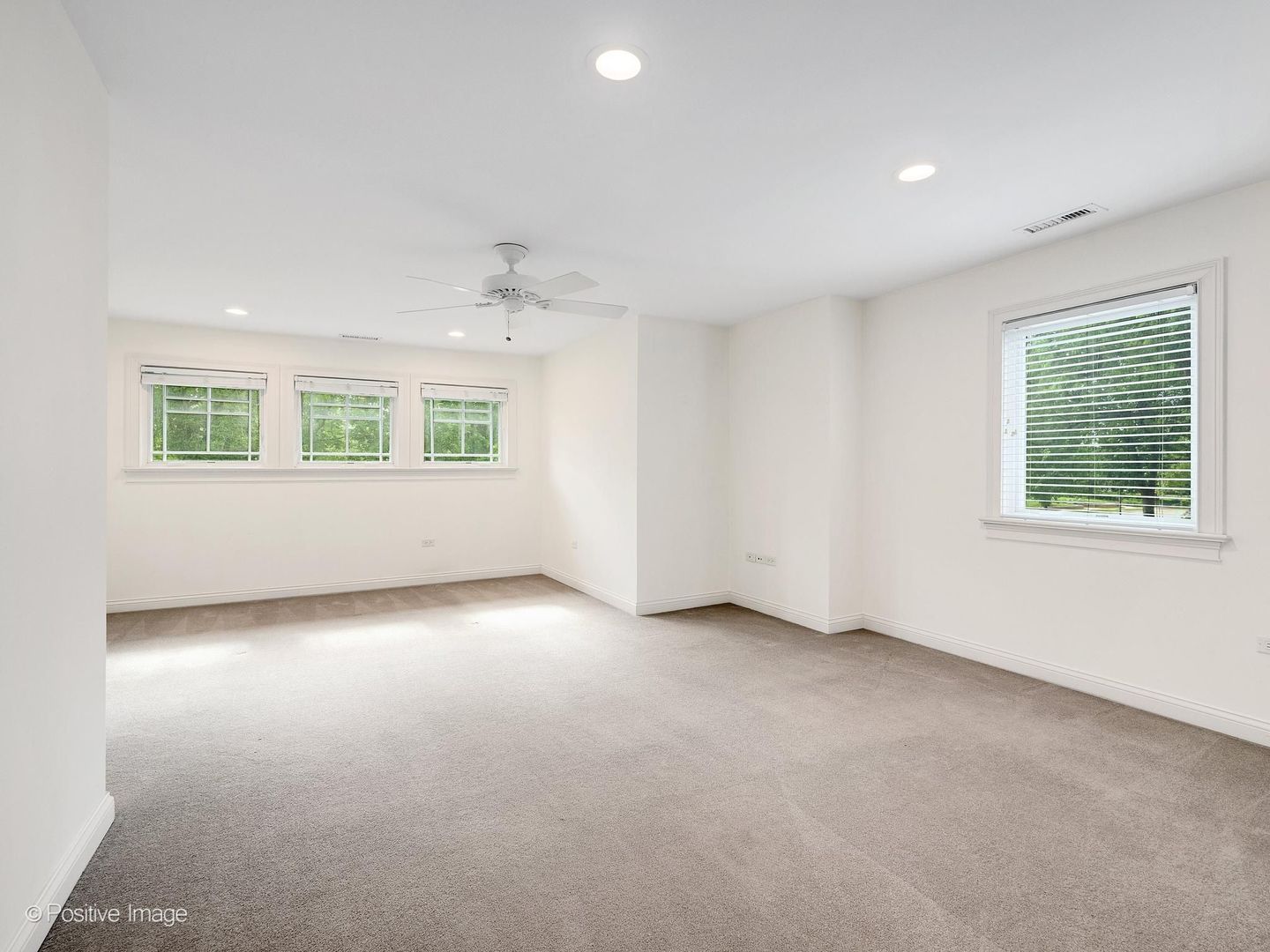 337 S Park Avenue Property Photo 31