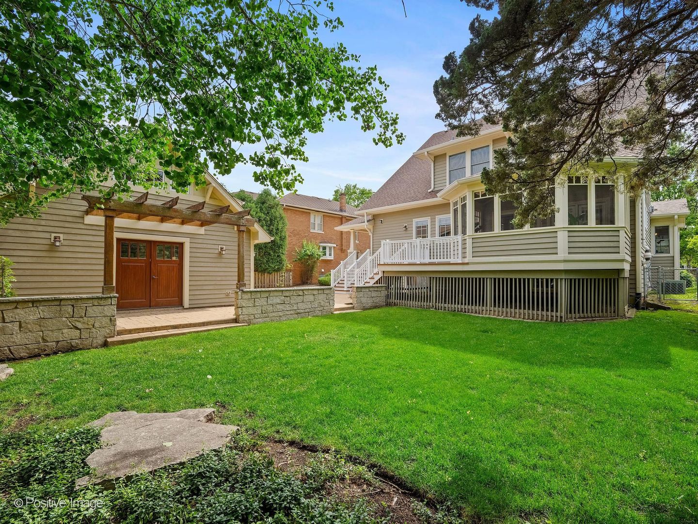 337 S Park Avenue Property Photo 40
