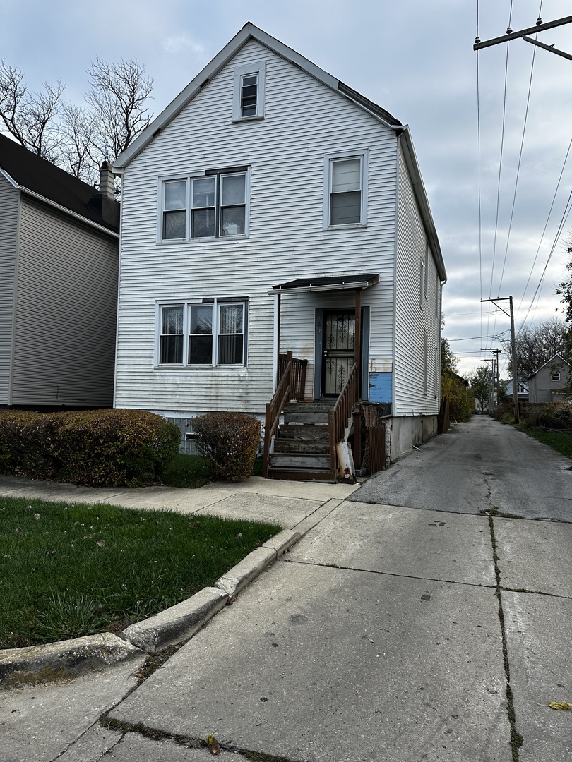 347 W 59th Place Property Photo 1