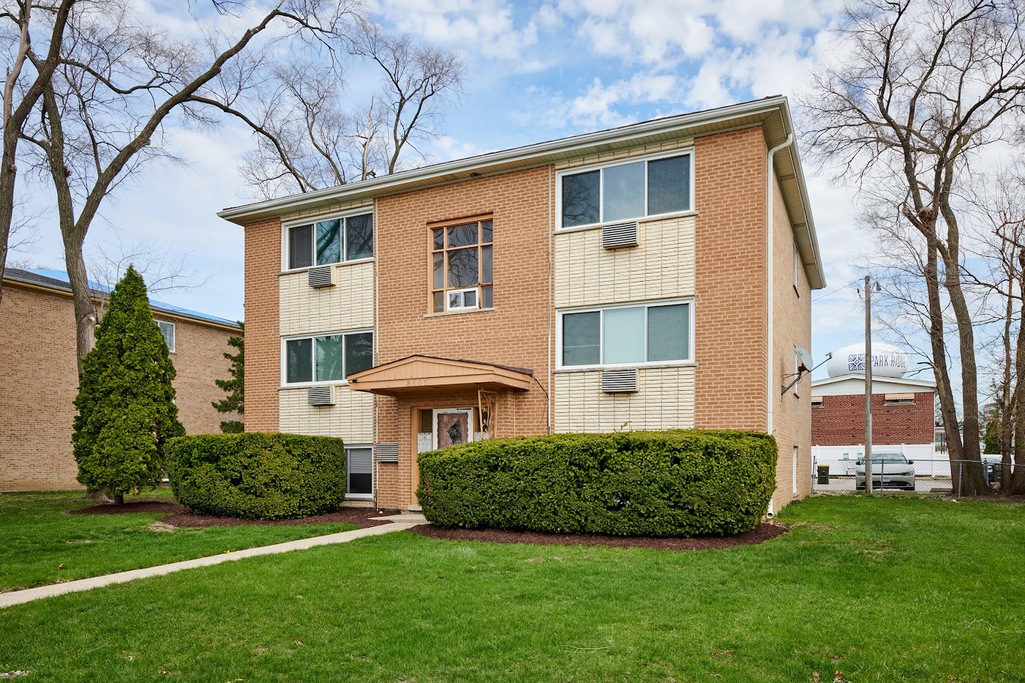 8805 Dee Road GN Property Photo 1
