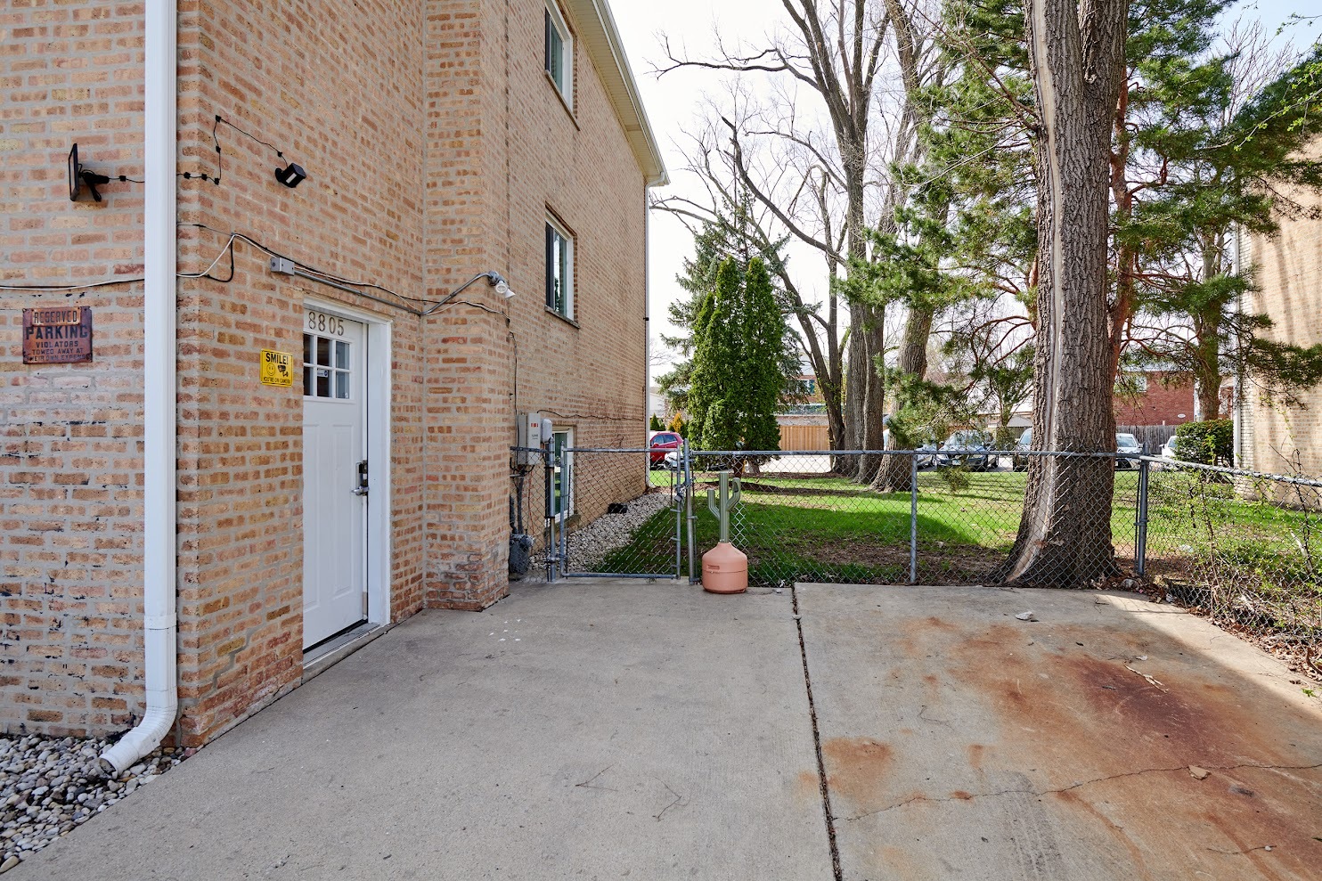 8805 Dee Road Gn Property Photo 9