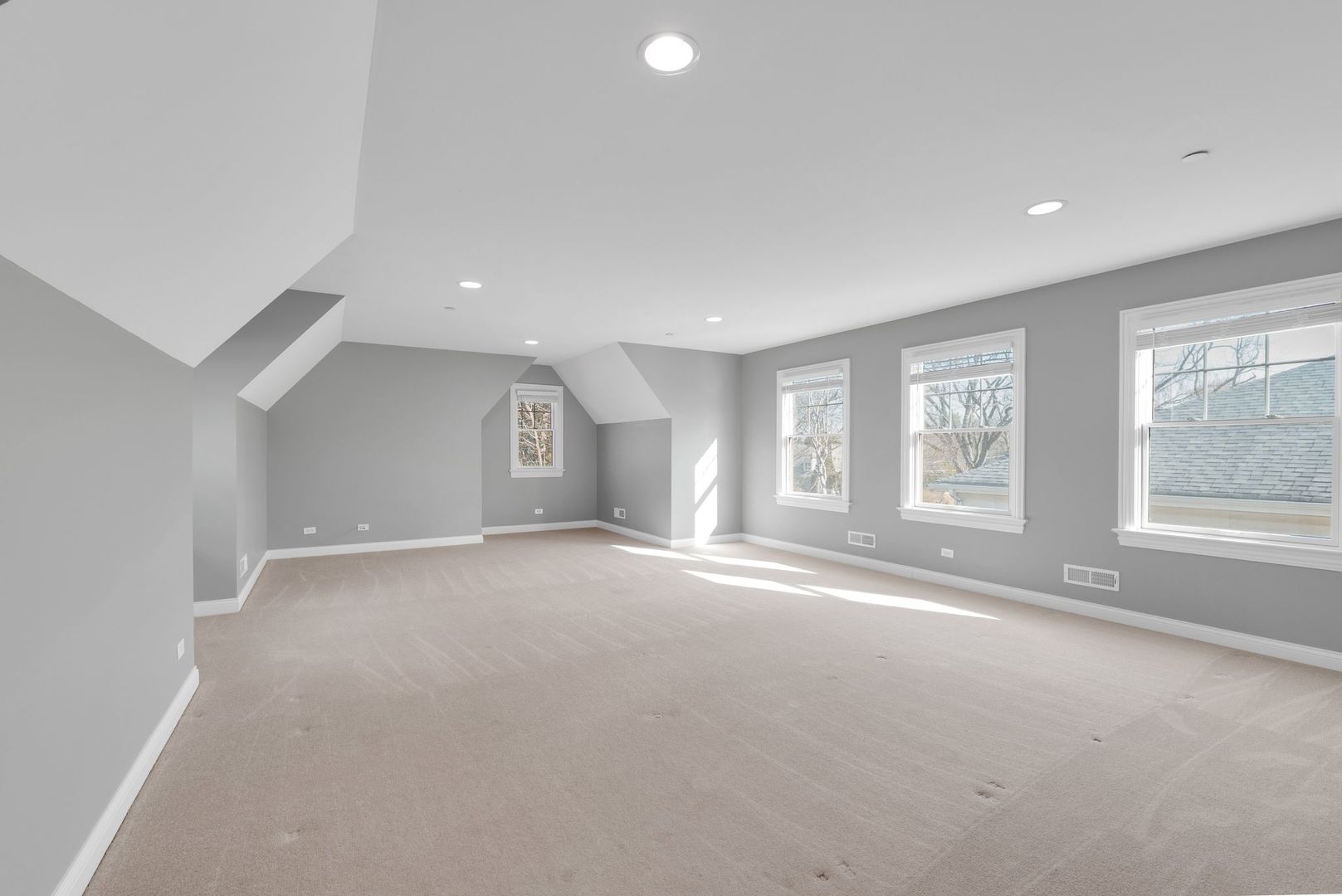 141 Walnut Street Property Photo 23