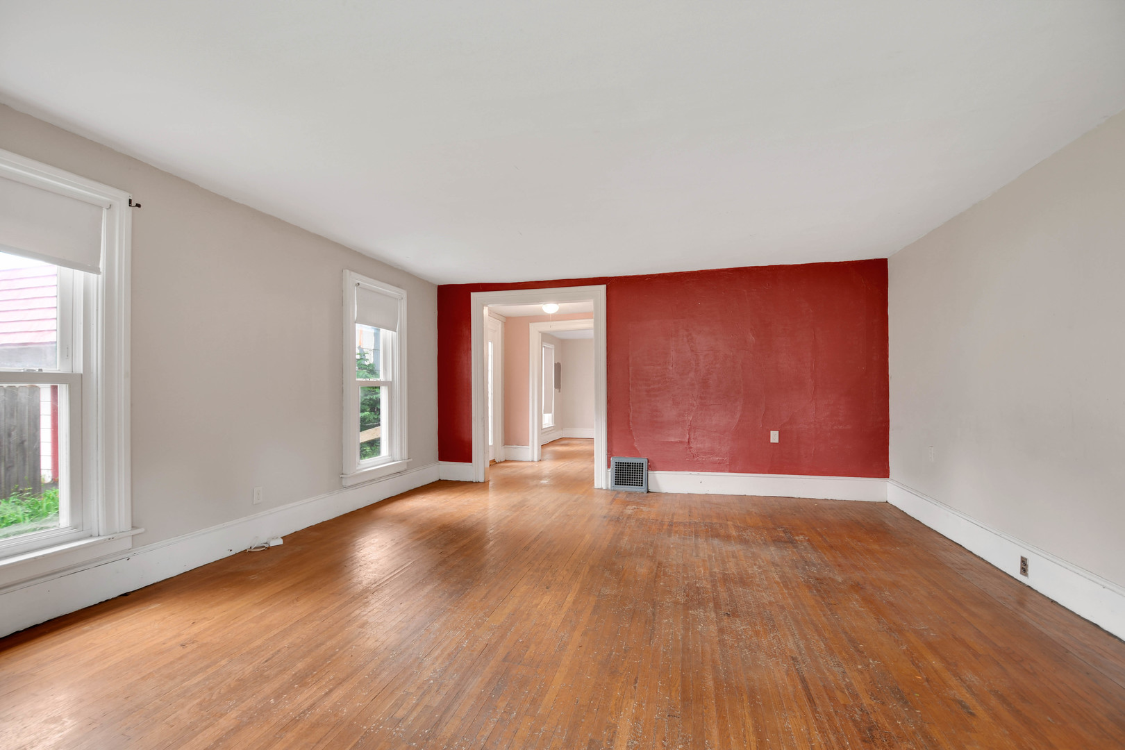 1408 E Washington Street Property Photo 4