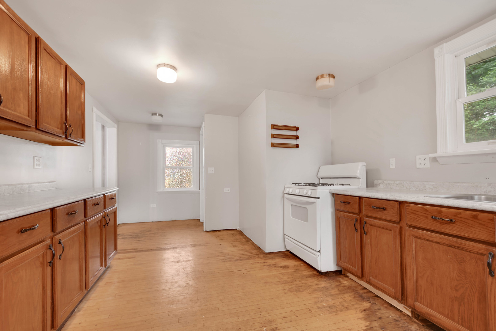 1408 E Washington Street Property Photo 9