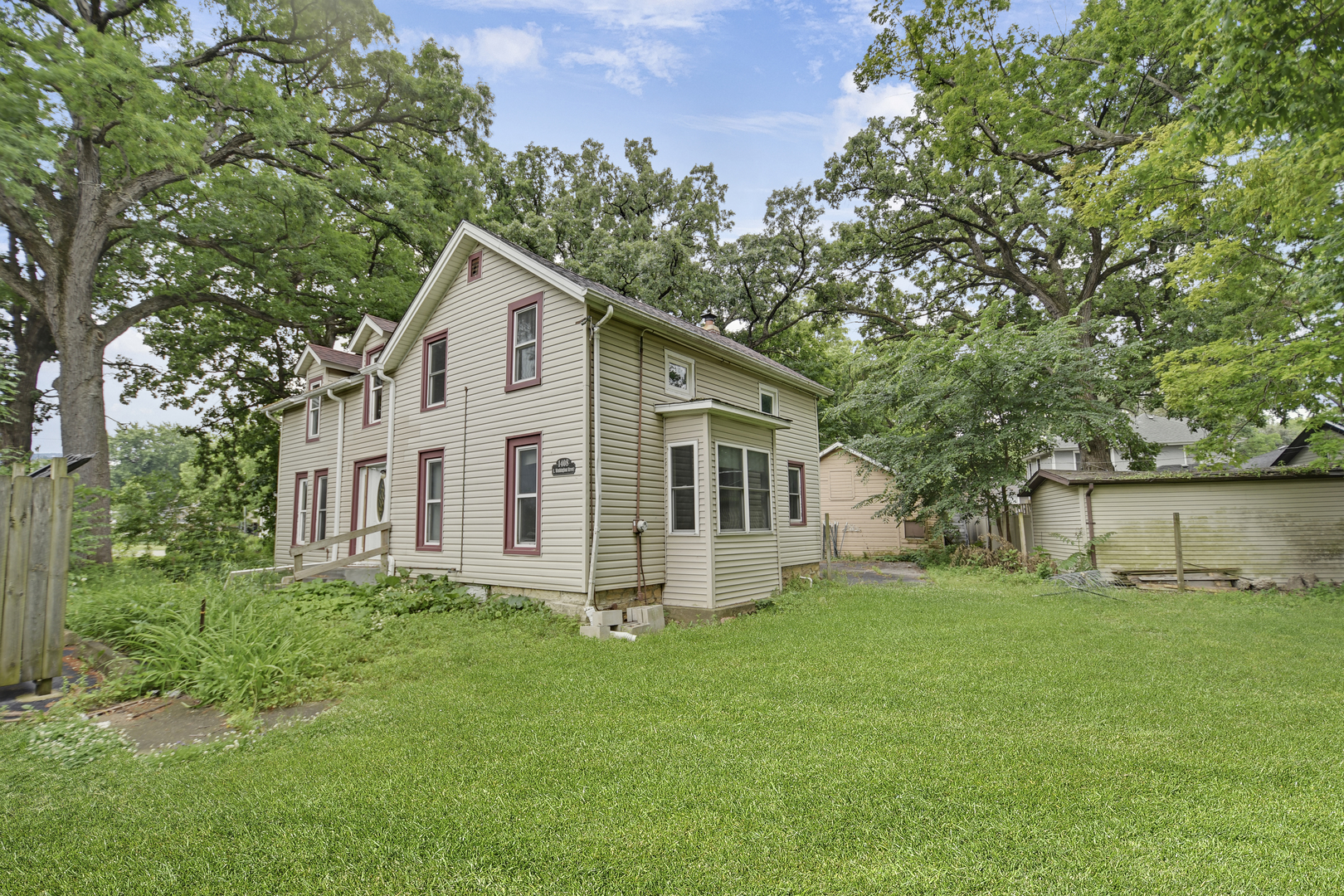 1408 E Washington Street Property Photo 16