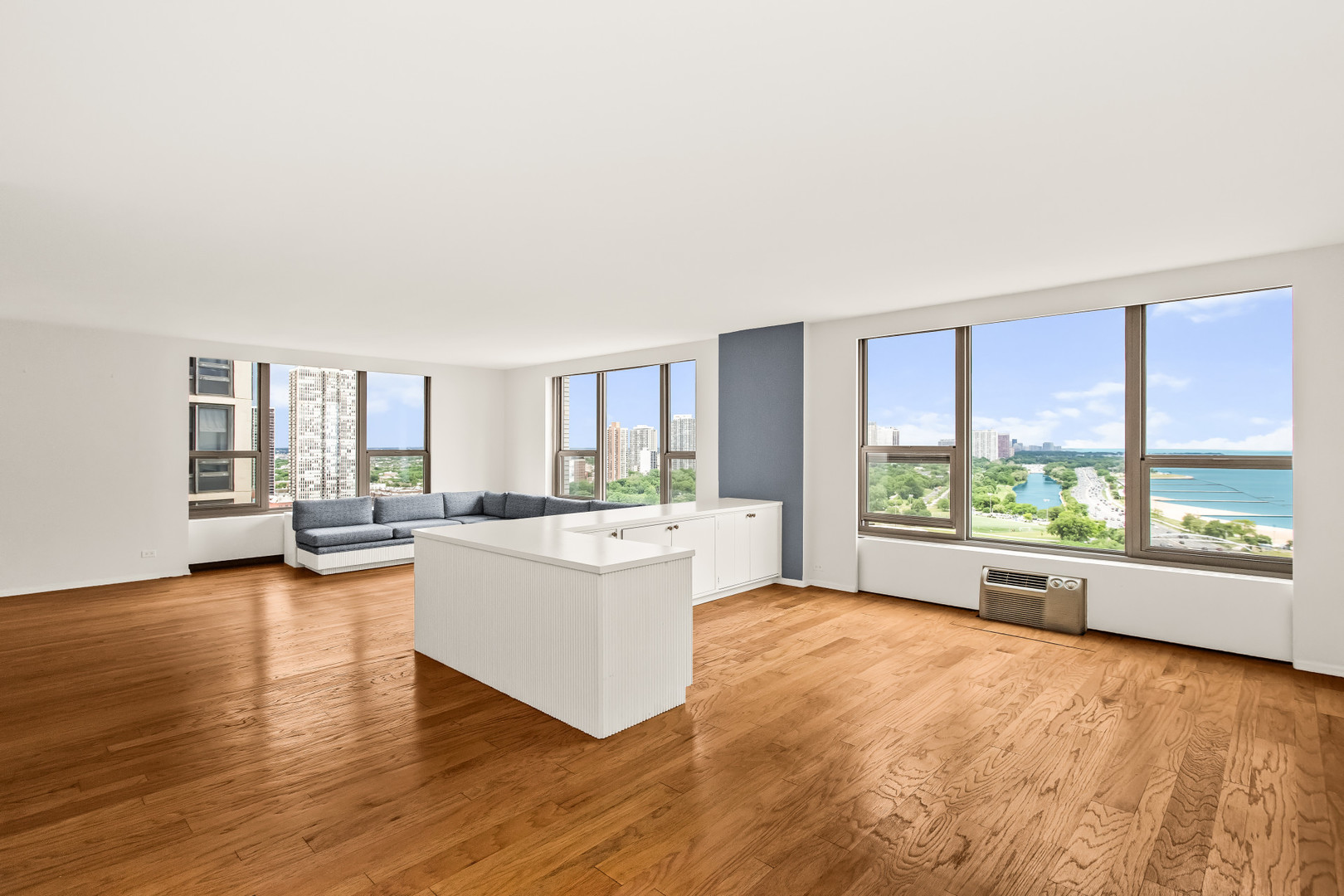 1550 N Lake Shore Drive 20g Property Photo 7