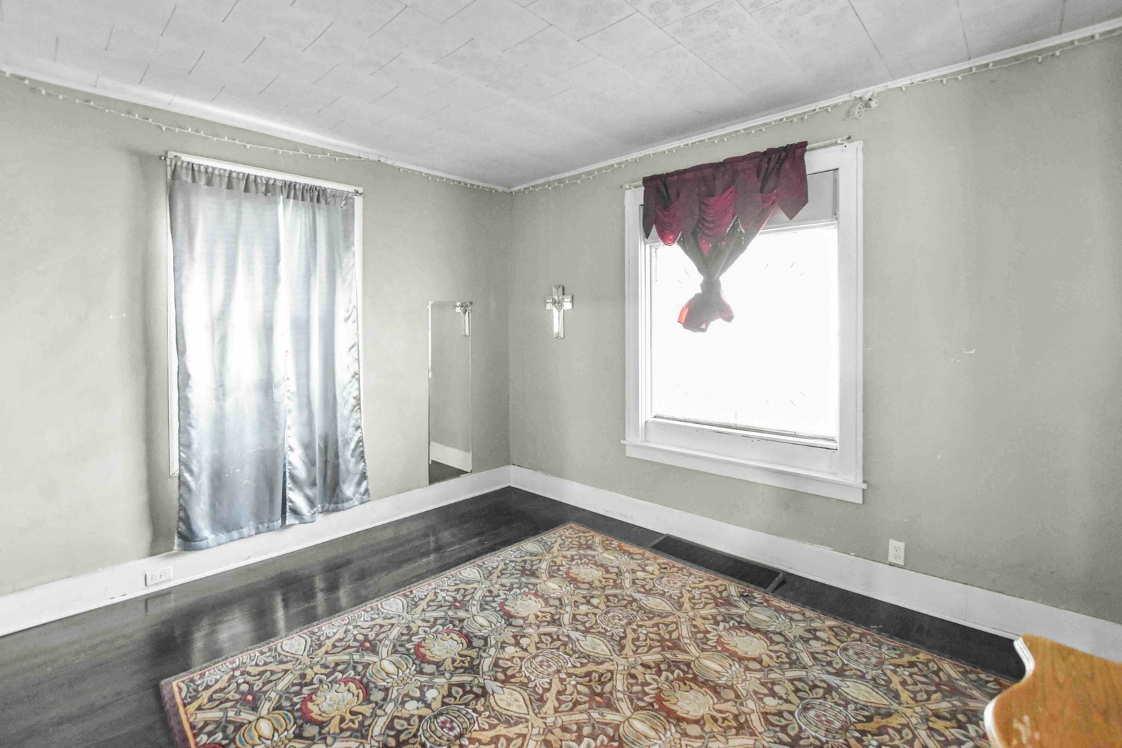 15604 Loomis Avenue Property Photo 4