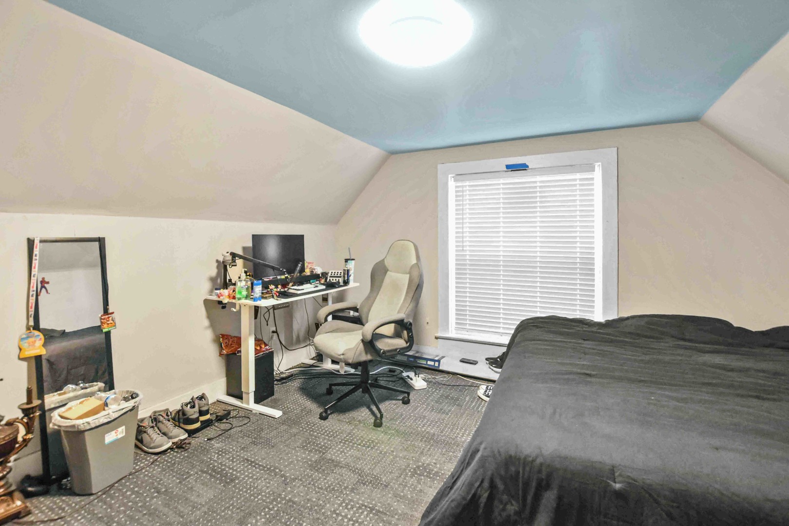 15604 Loomis Avenue Property Photo 10