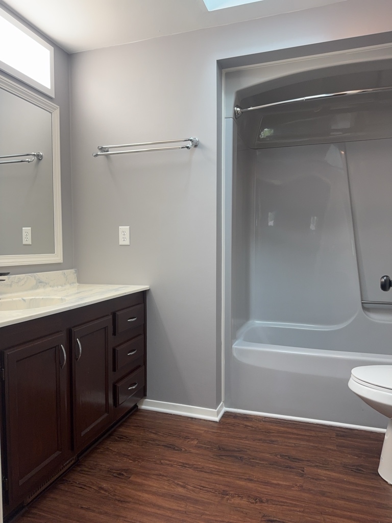 3829 Eastway Drive Property Photo 21