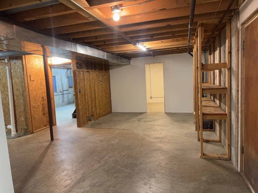 3829 Eastway Drive Property Photo 26