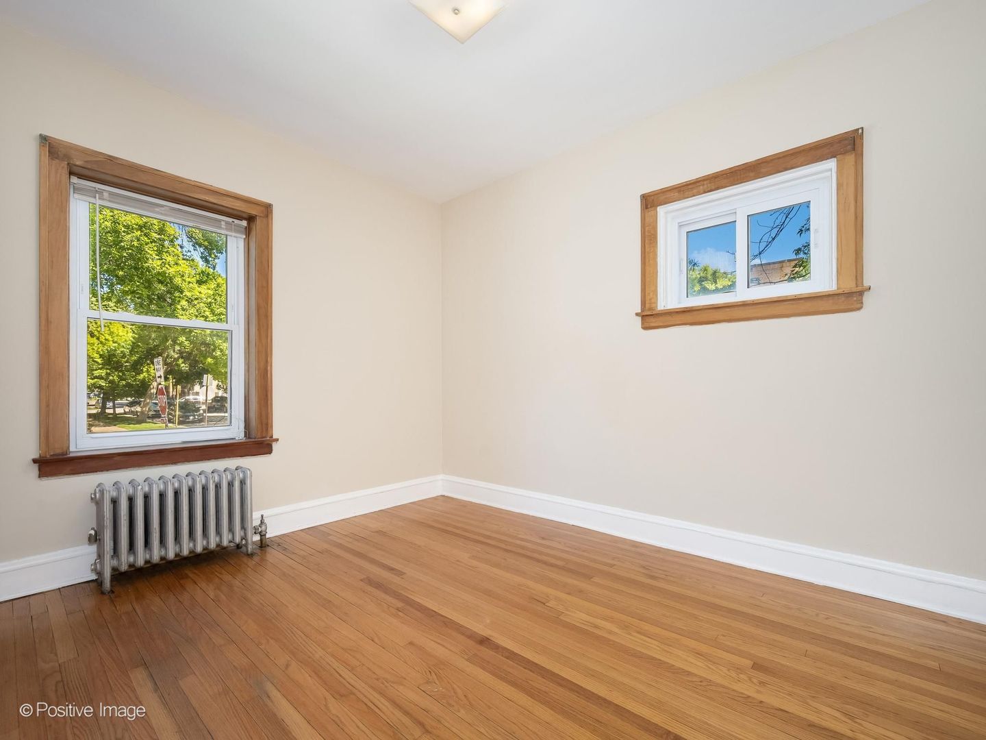 5434 W Wellington Avenue Property Photo 18