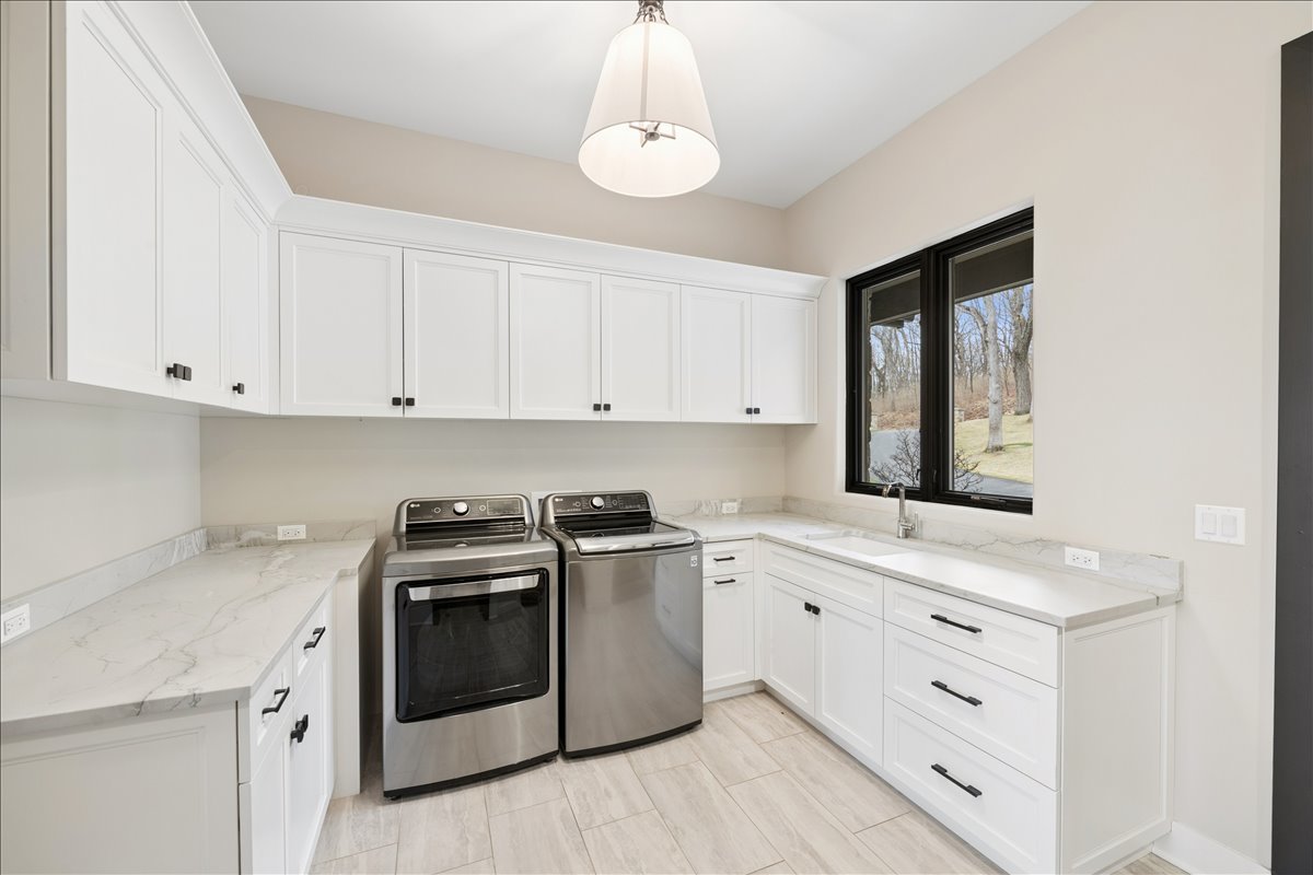 3873 Carlisle Drive Property Photo 45