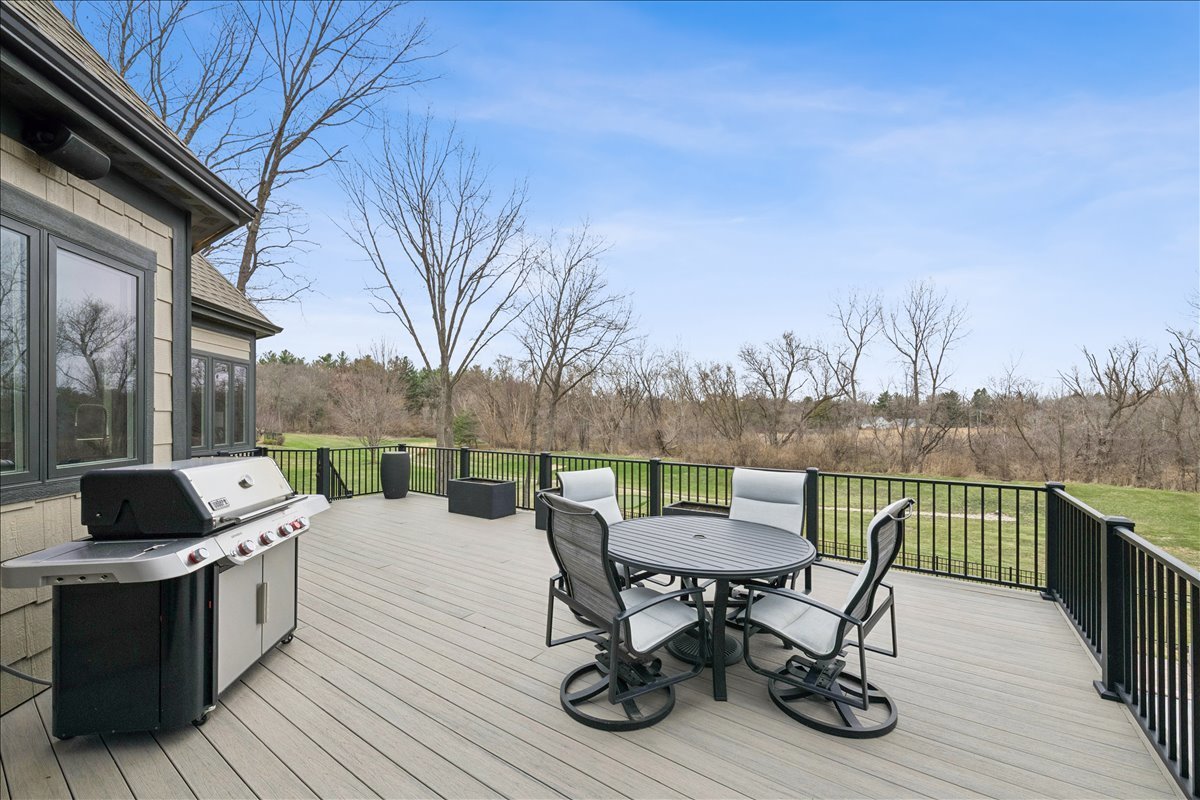 3873 Carlisle Drive Property Photo 46