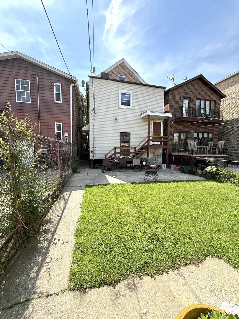 3241 S Parnell Avenue Property Photo 5
