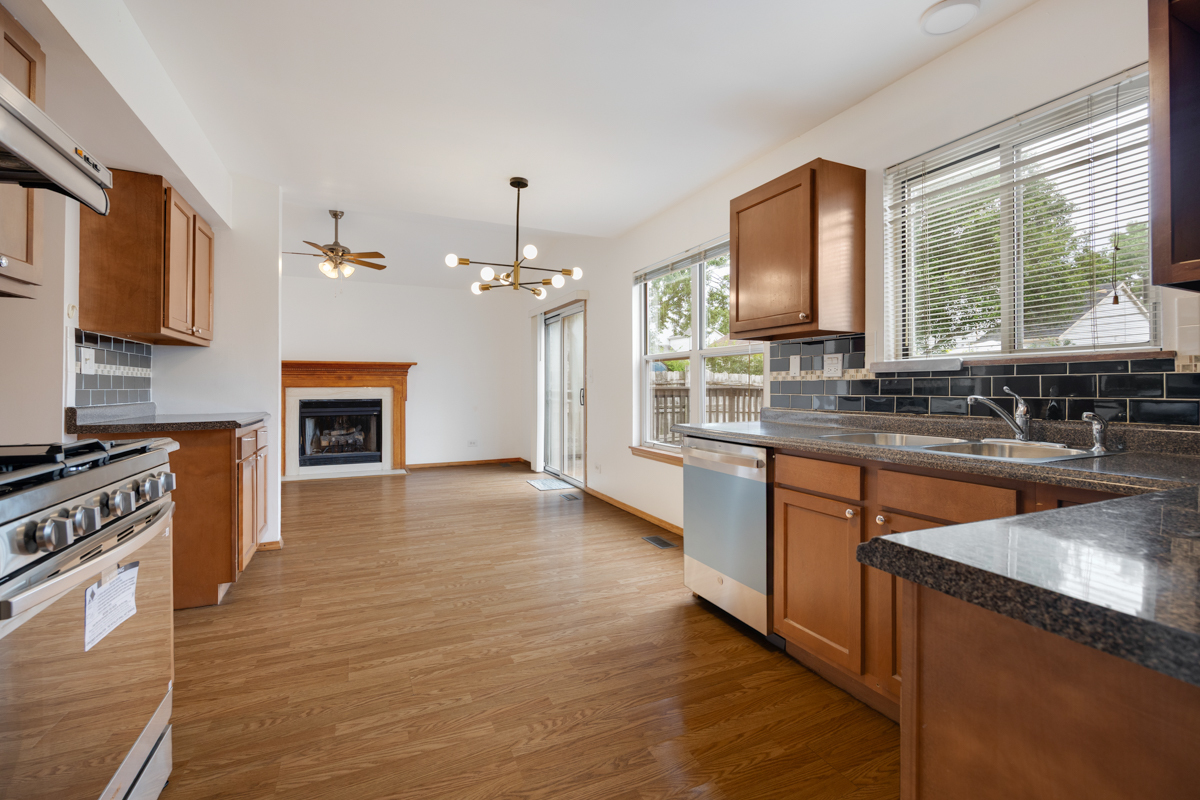 1127 Ashbrook Drive Property Photo 11