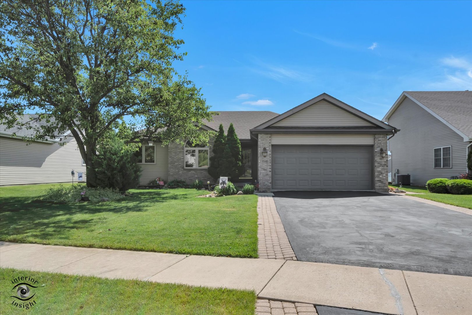 1541 Mallards Cove Property Photo 1