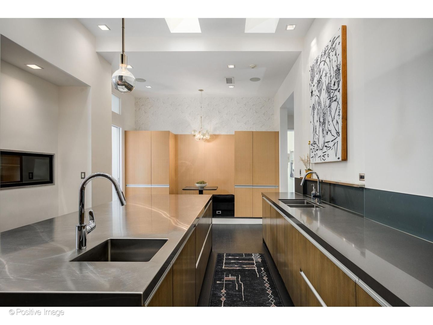 1019 N Wolcott Avenue Property Photo 19