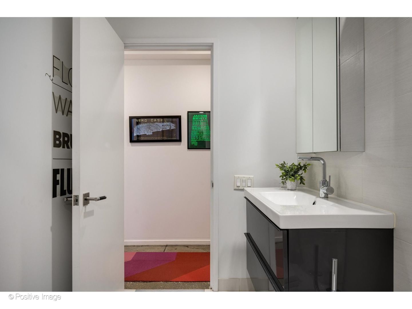 1019 N Wolcott Avenue Property Photo 64