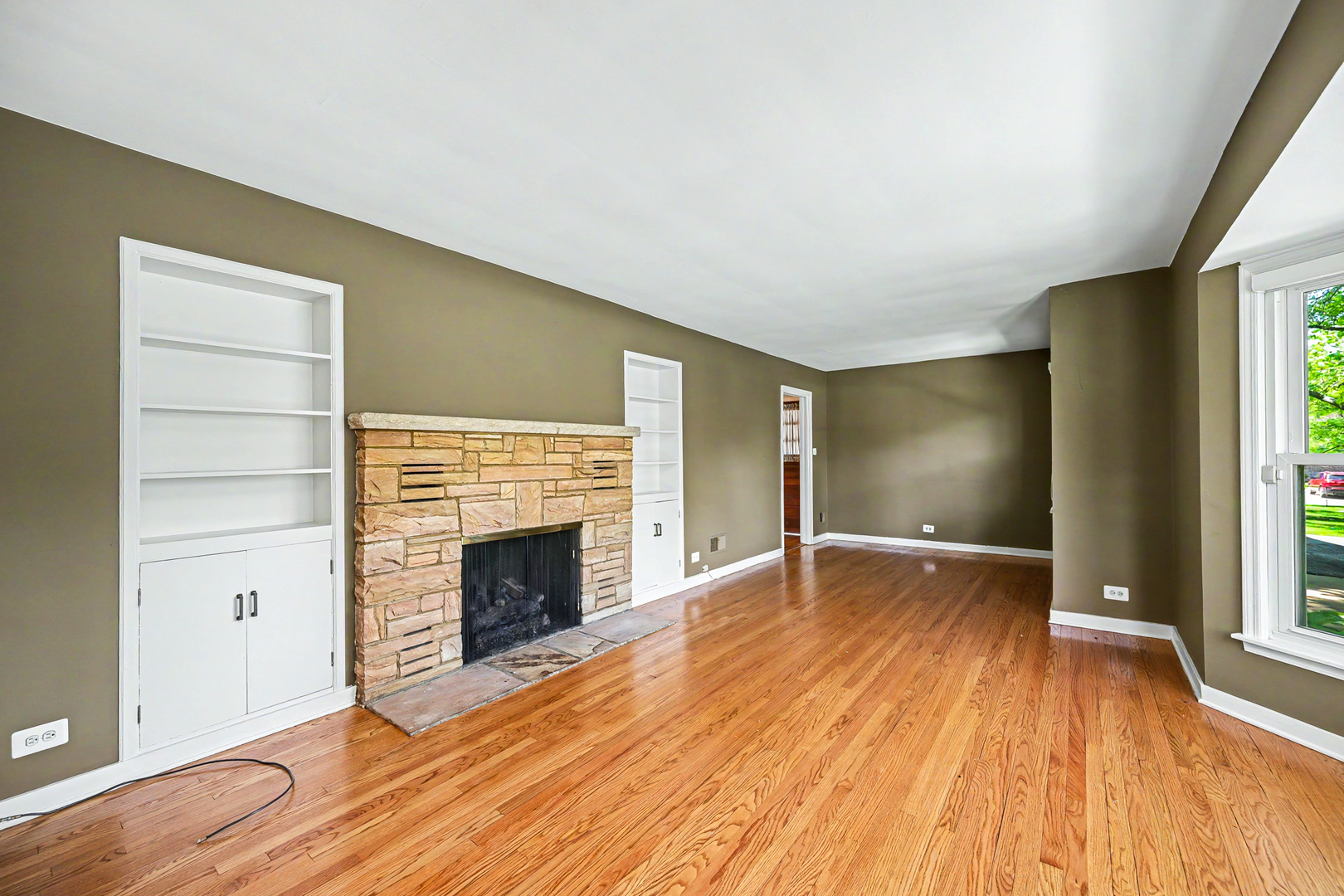 325 Lambert Road Property Photo 12