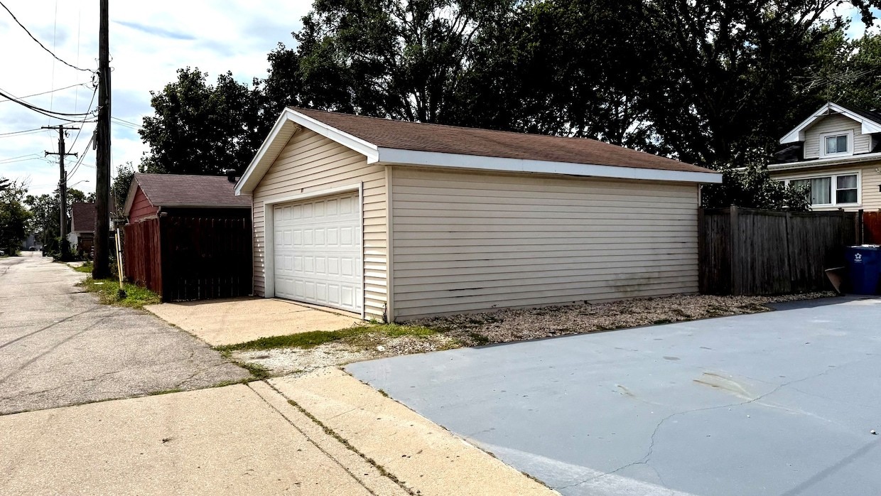 181 Rose Street Property Photo 27
