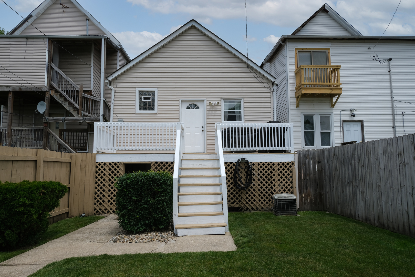 12668274 Property Photo 23