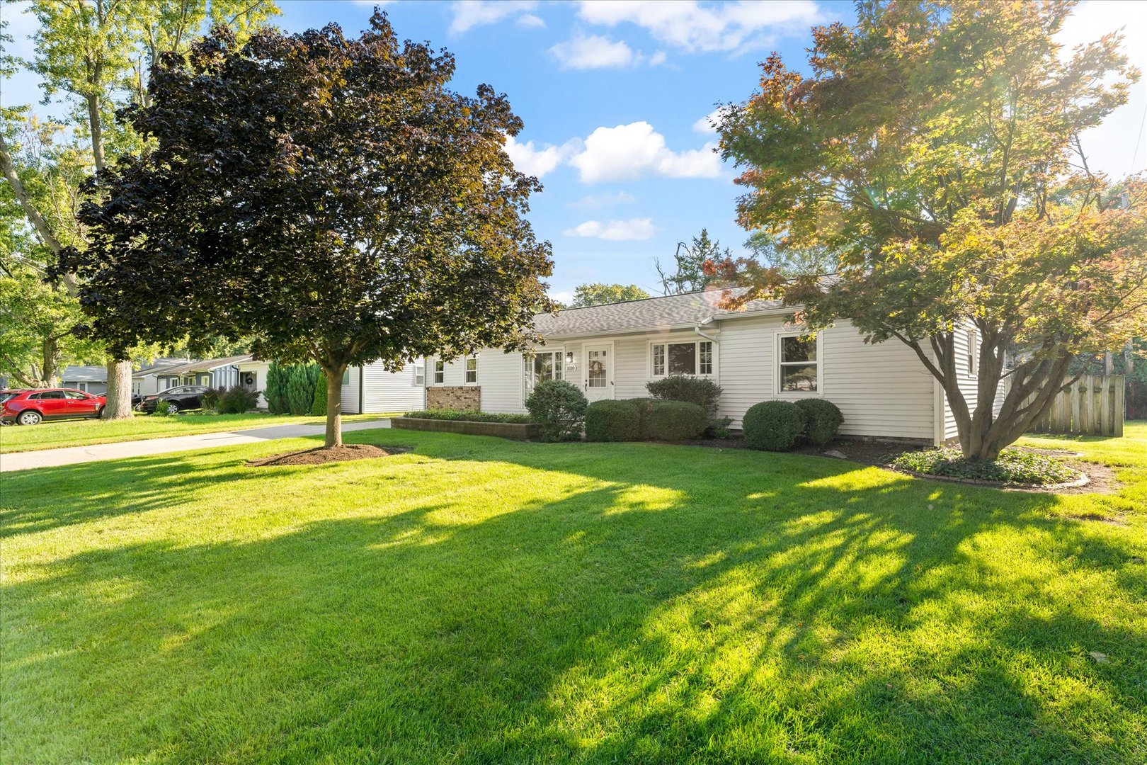 1010 Scottsdale Drive Property Photo 6