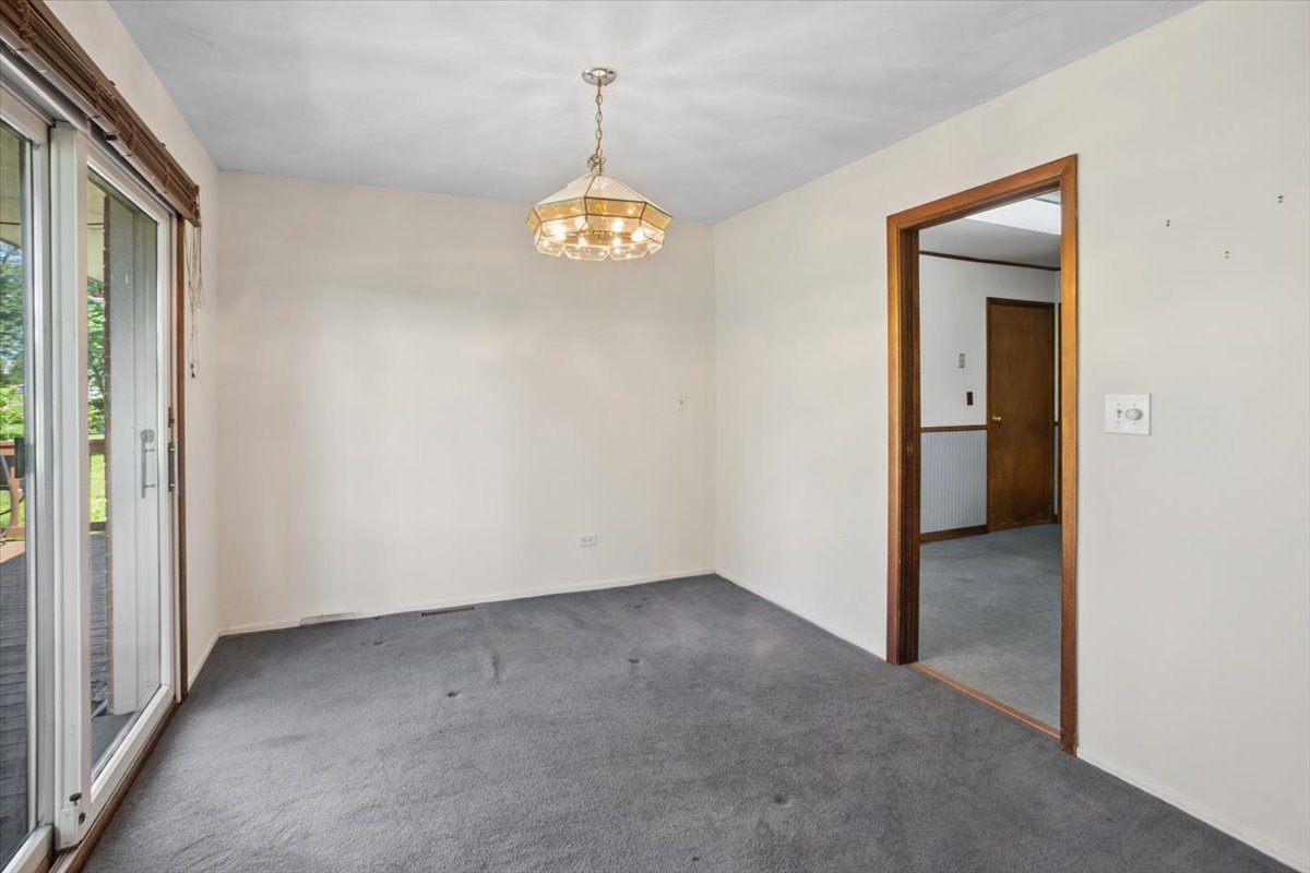 460 W Kathleen Drive Property Photo 4