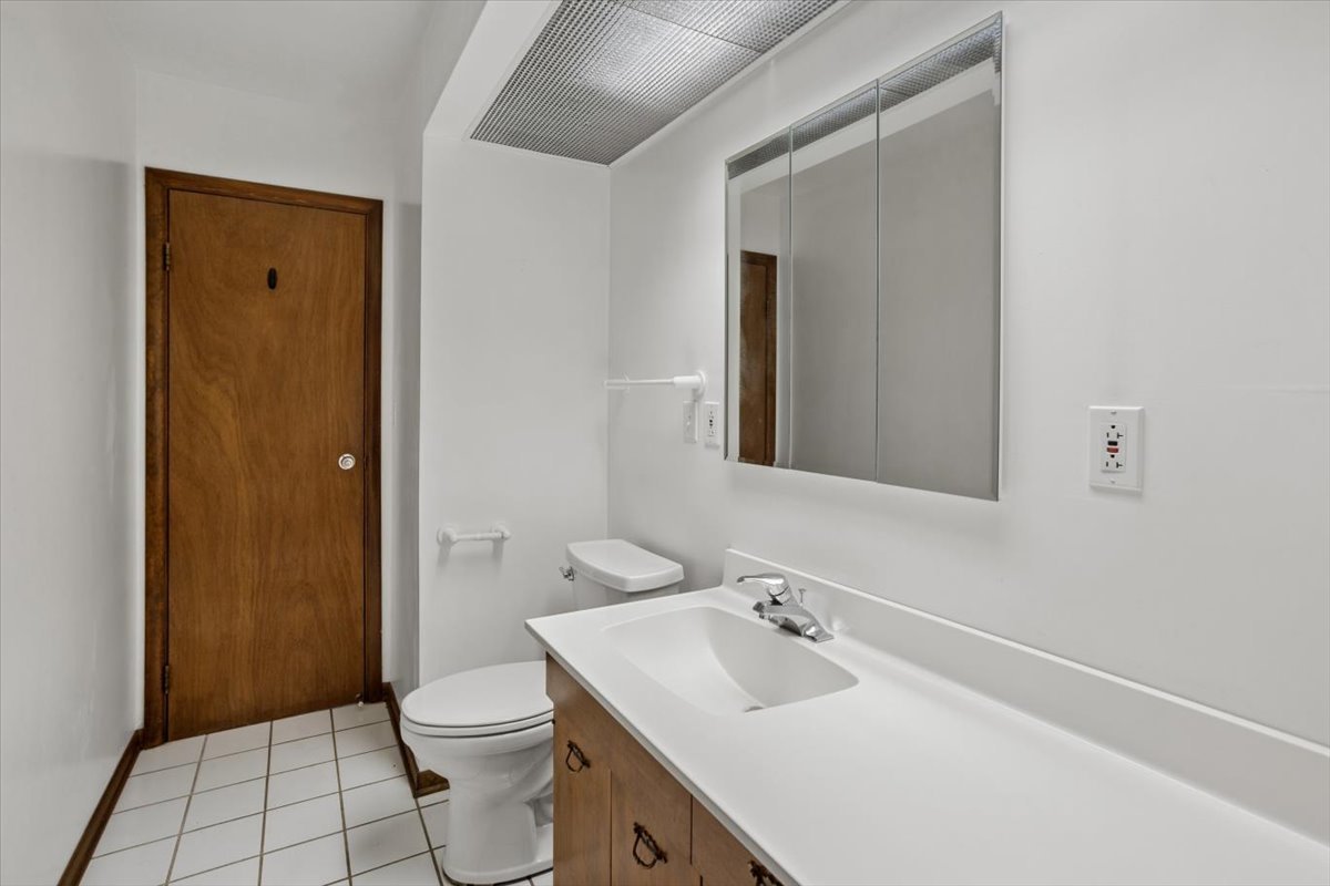 460 W Kathleen Drive Property Photo 13