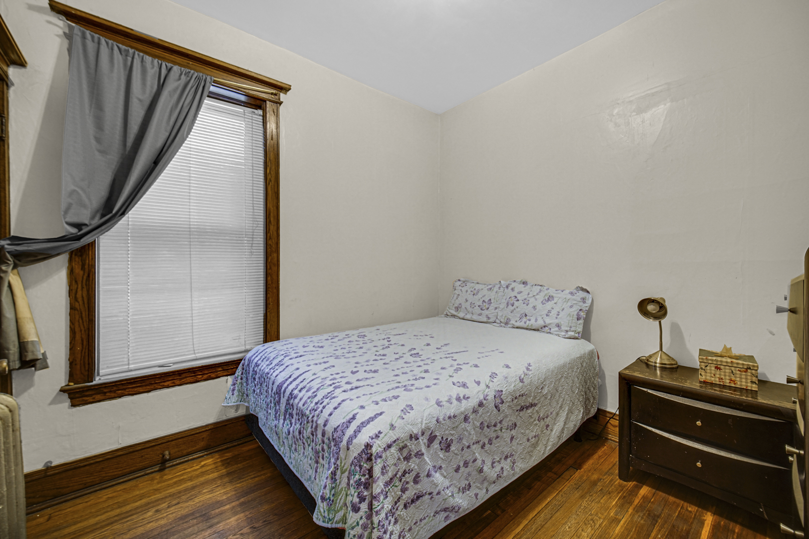 5430 S May Street Property Photo 6