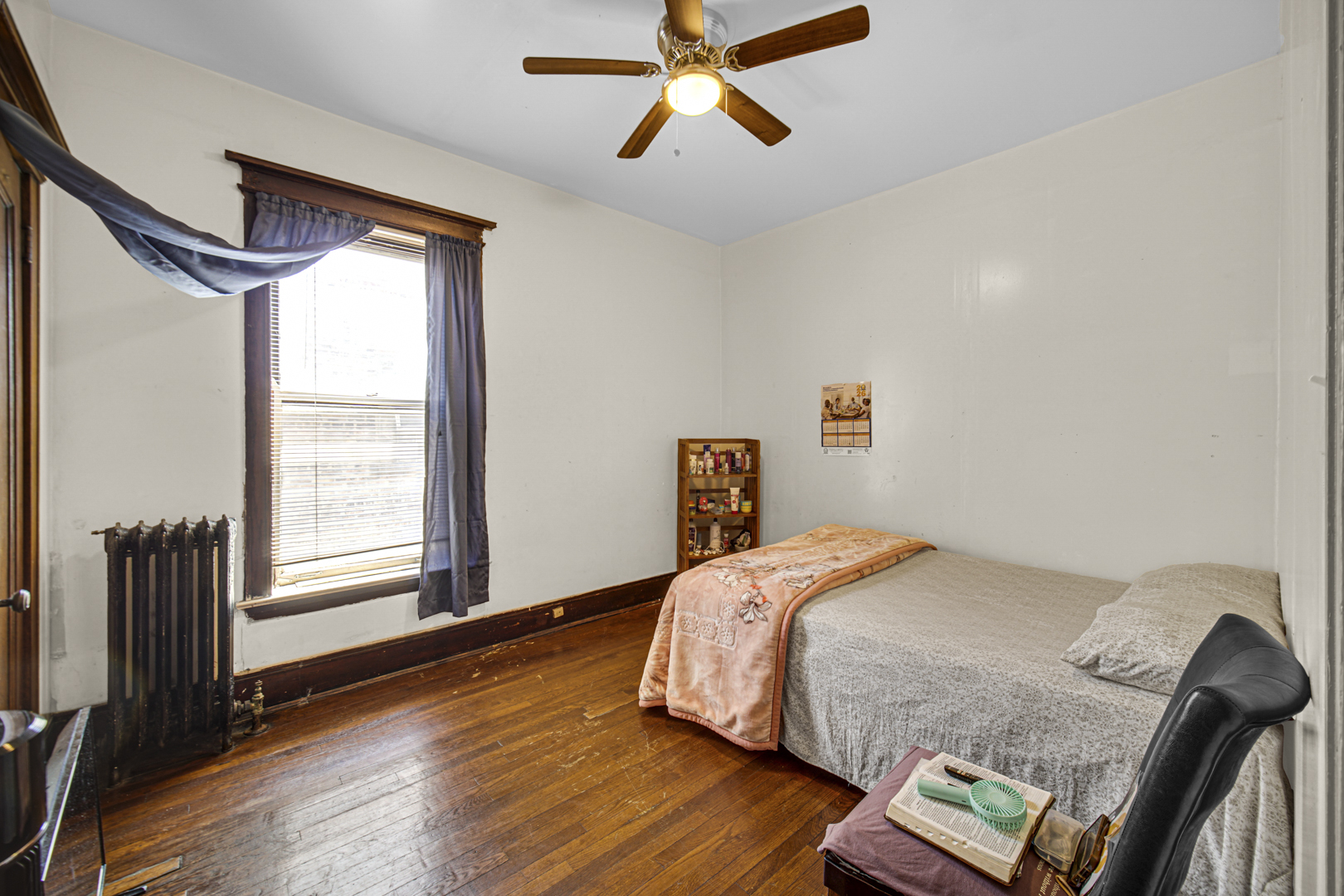 5430 S May Street Property Photo 15