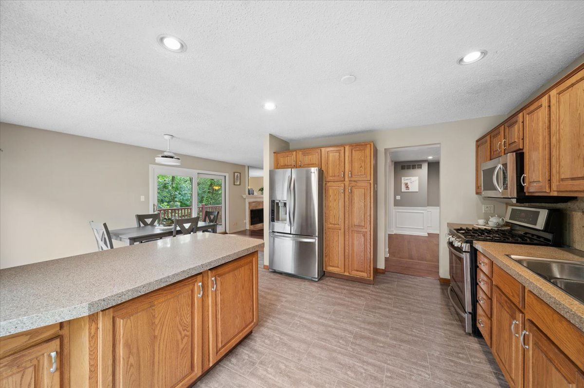 6638 Timbertrails Road Property Photo 9