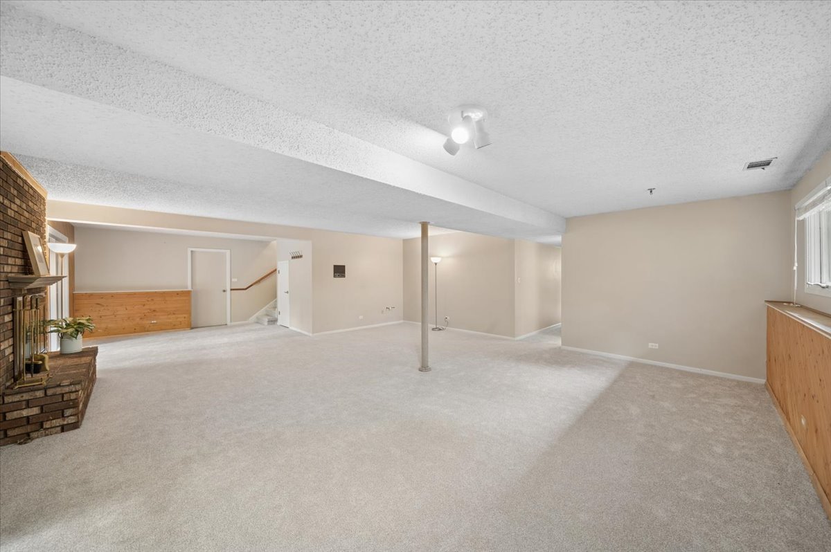 6638 Timbertrails Road Property Photo 16