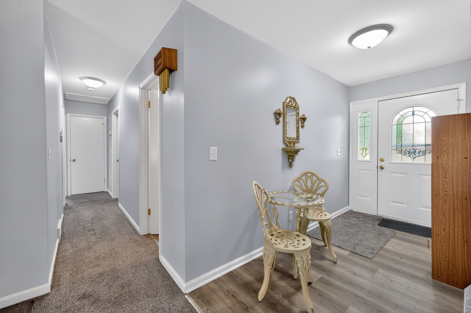 1526 Pebblewood Drive Property Photo 4