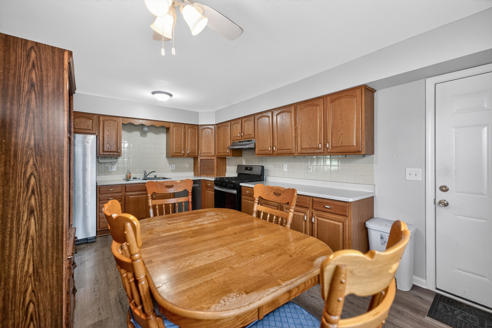 1526 Pebblewood Drive Property Photo 14