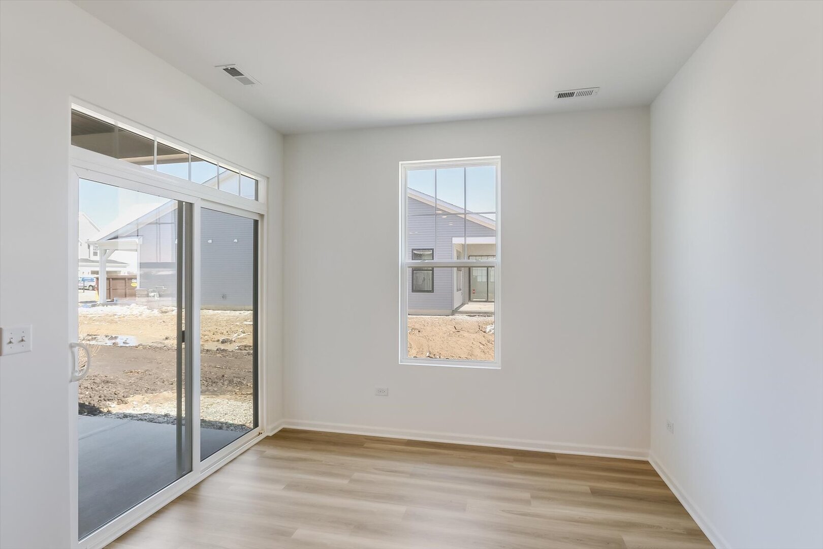 25521 W Alabaster Circle Property Photo 7