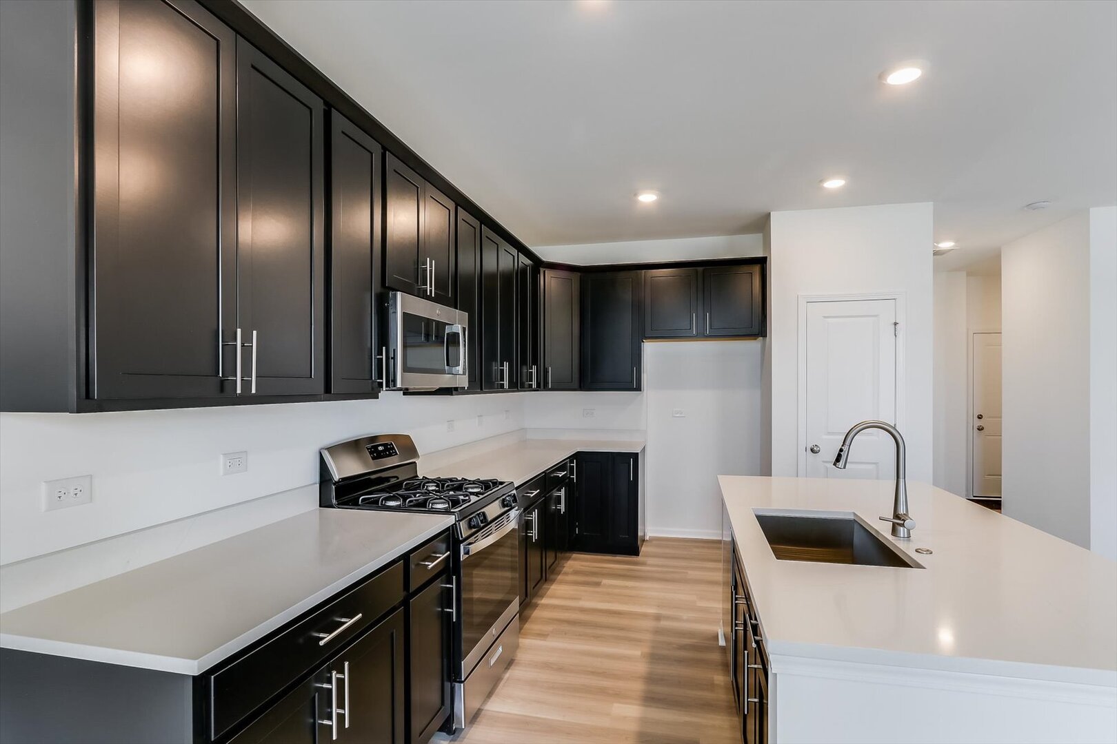 25521 W Alabaster Circle Property Photo 14