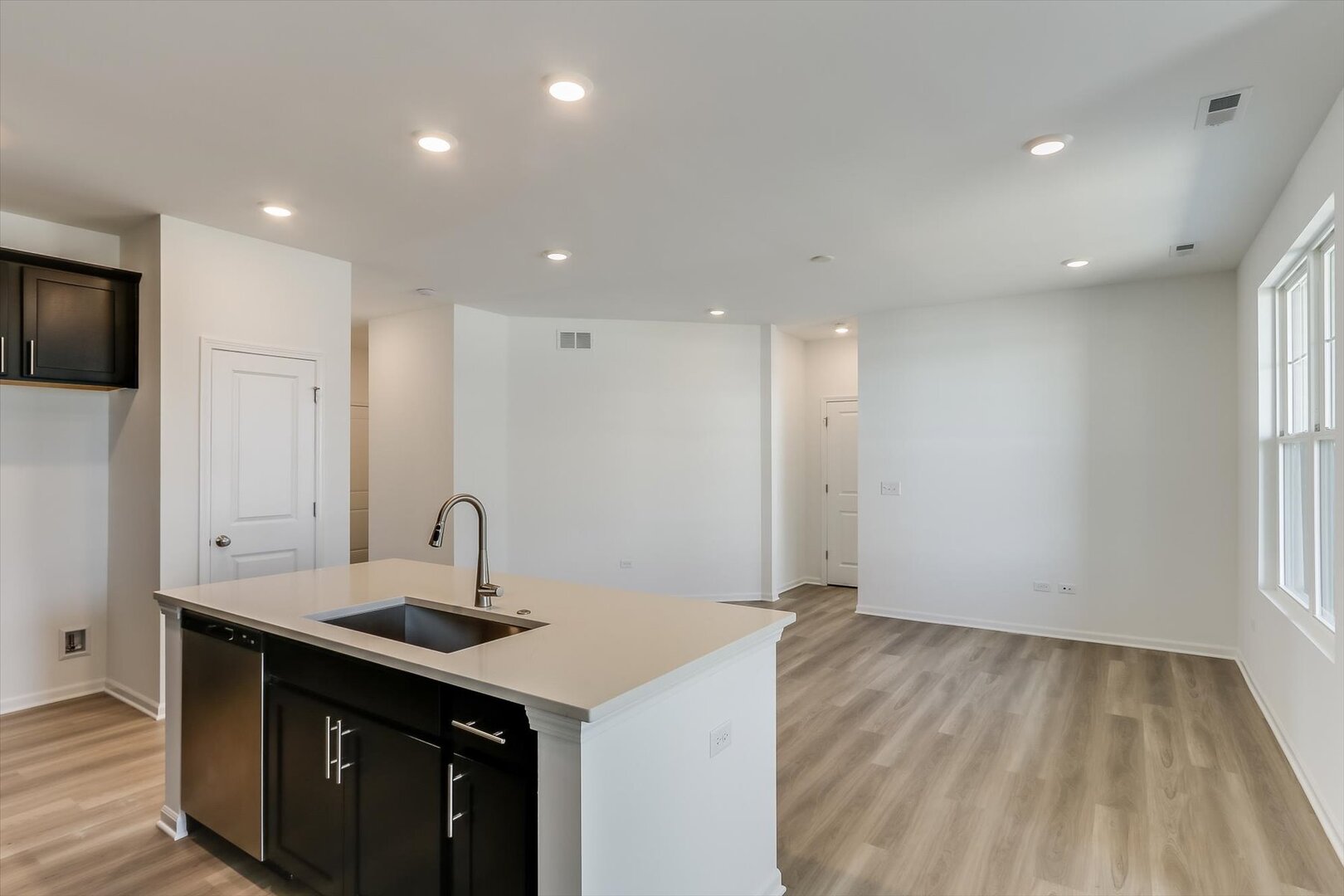 25521 W Alabaster Circle Property Photo 15