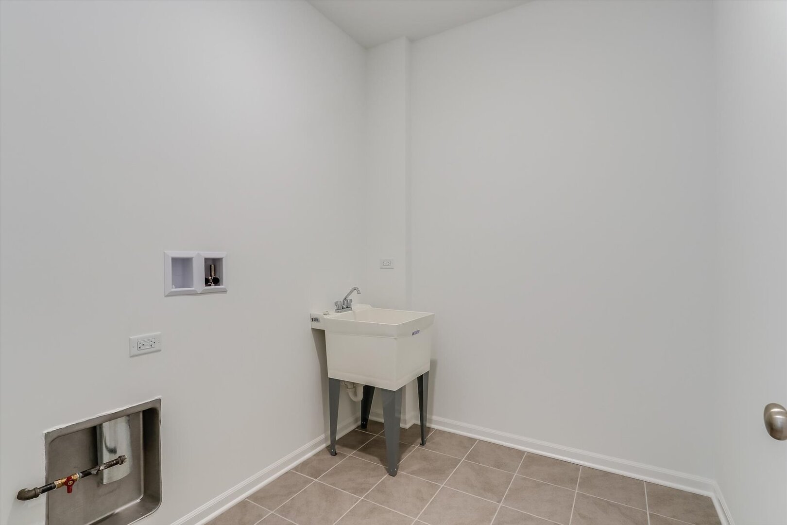 25521 W Alabaster Circle Property Photo 28