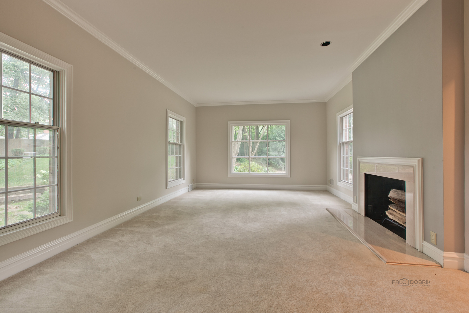 427 N Sheridan Road Property Photo 11