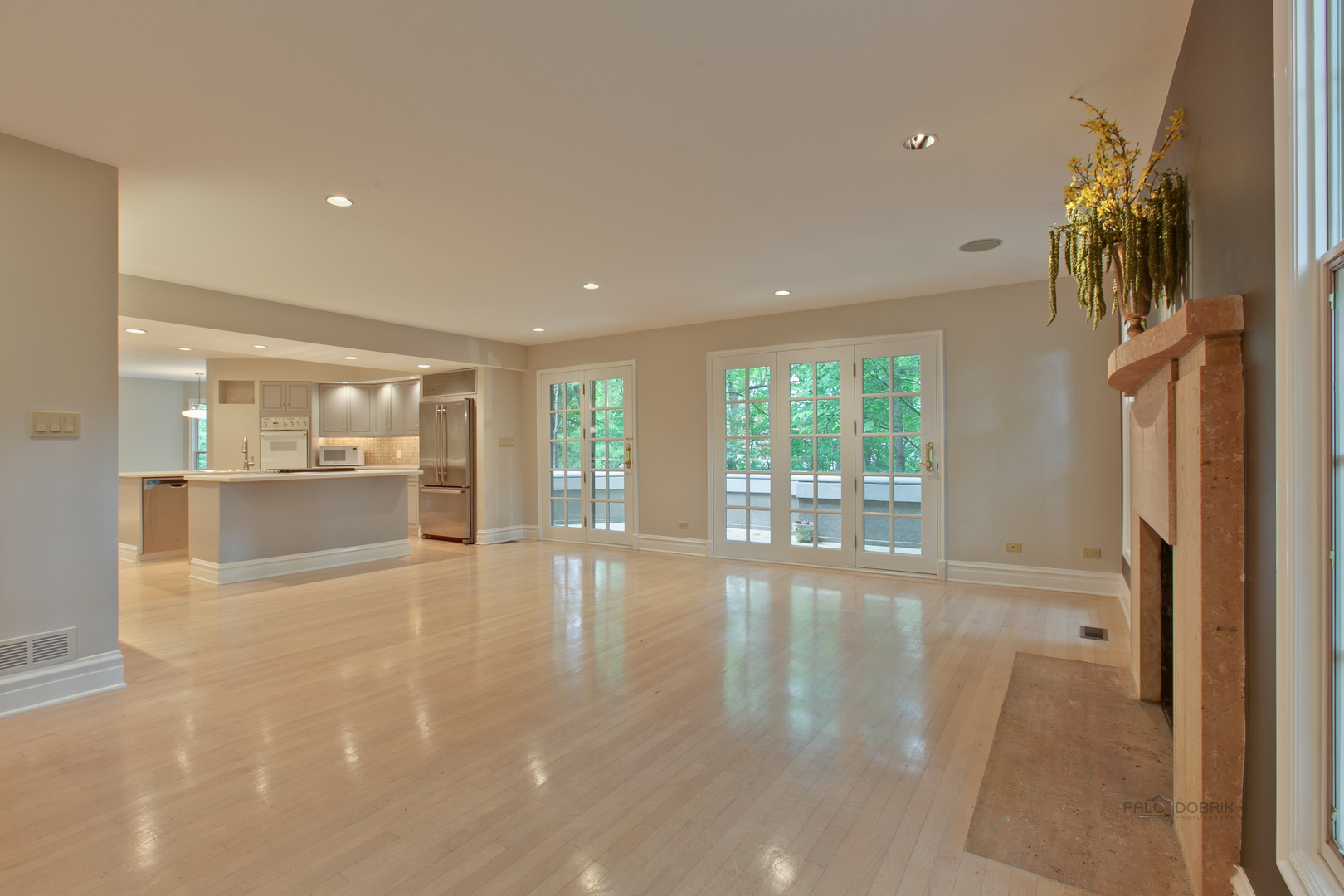 427 N Sheridan Road Property Photo 15
