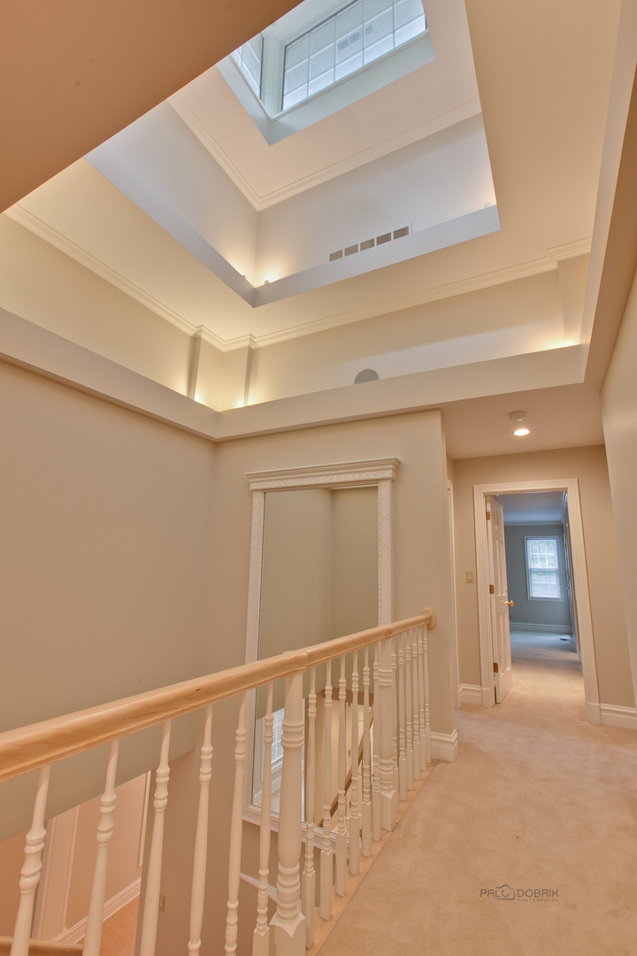 427 N Sheridan Road Property Photo 25