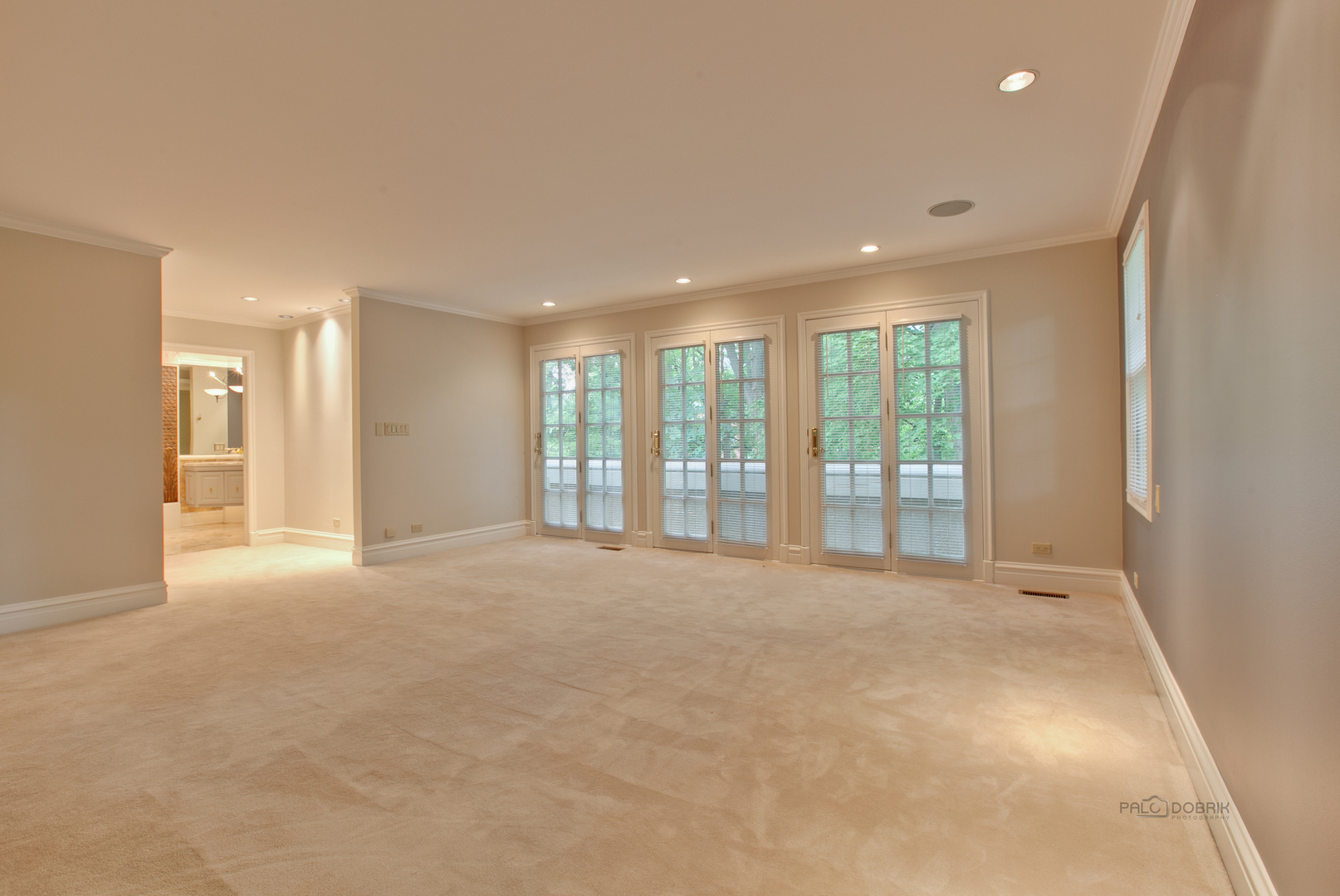 427 N Sheridan Road Property Photo 27